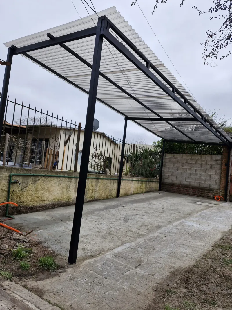 Aleros y Policarbonato — Techos Federico